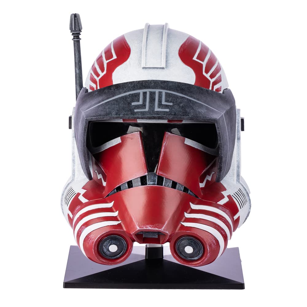 Evere Commandr Thorn Helmet front view with weathered details for cinematic cosplay.