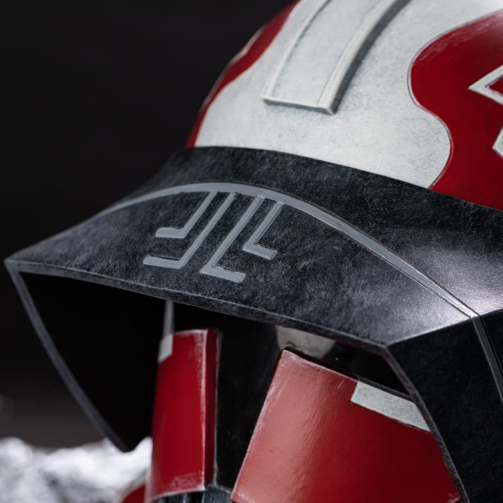 Evere Commandr Thorn Helmet ideal for cosplay, Halloween, and gift occasions.