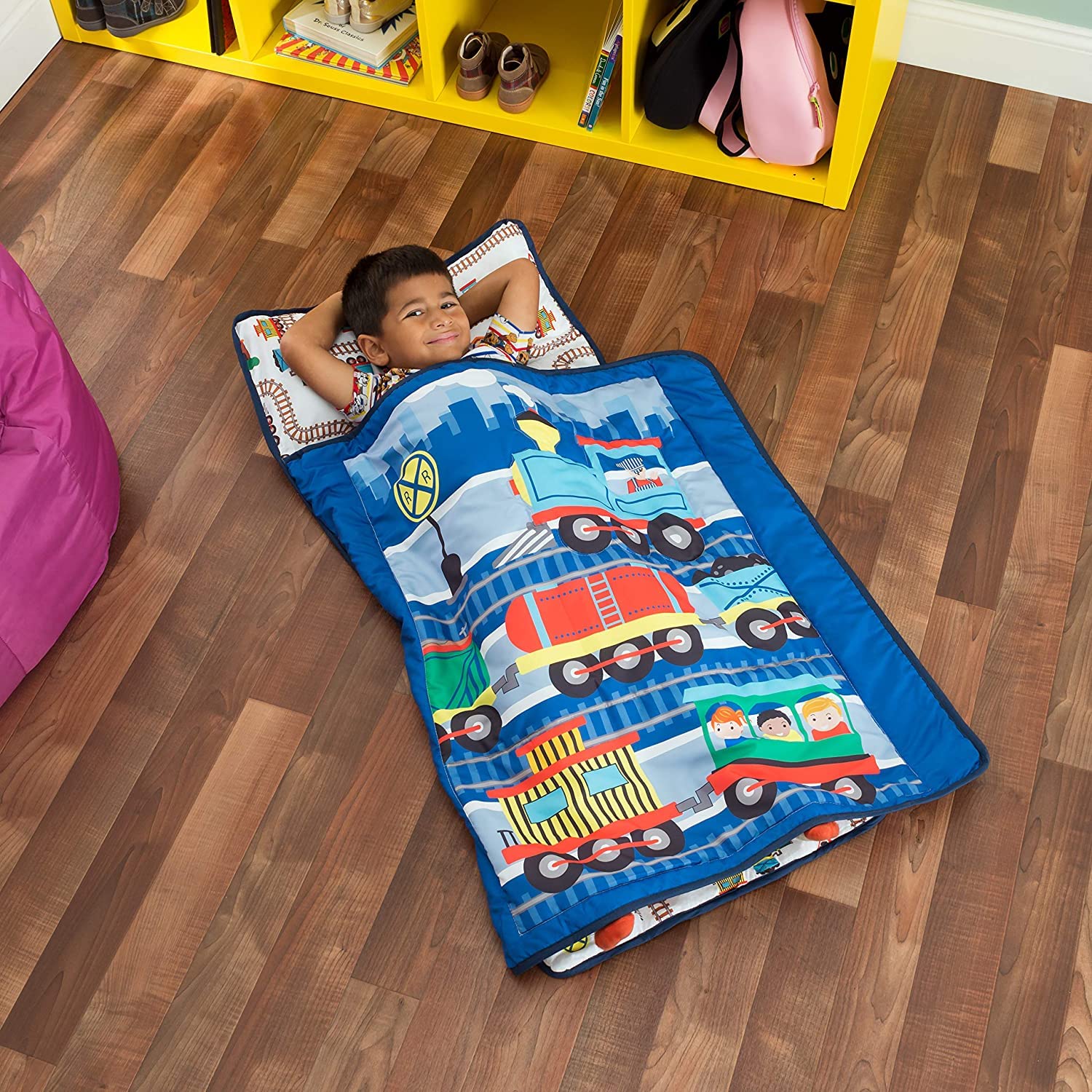 EVERYDAY KIDS nap mat features a secure carry handle for easy outings
