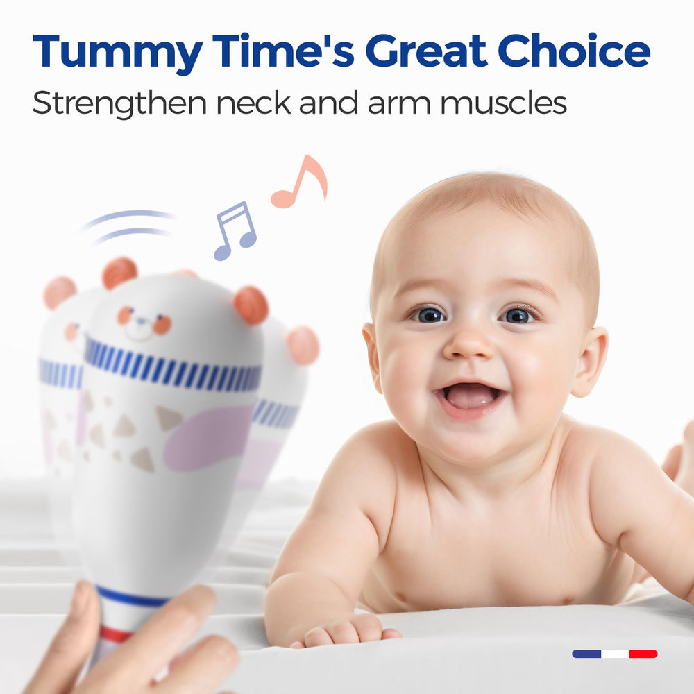 Evoceler bear rattle in soft silicone is easy for small hands.