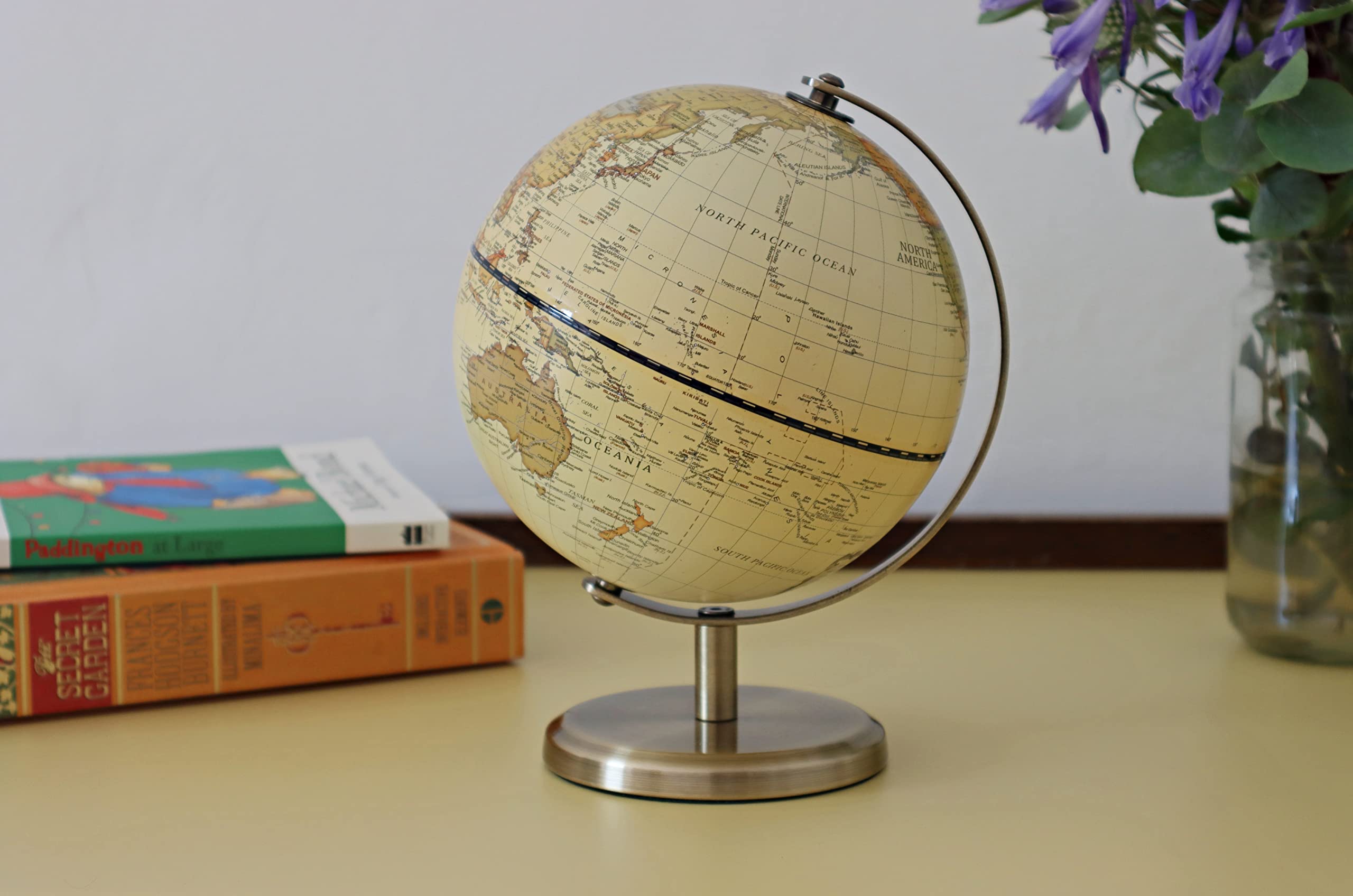 Exerz Antique Globe 5.5-inch gift-ready item for classrooms and studios