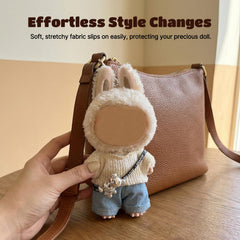 Eyancotoi stretch fabric enables easy dressing for 17cm dolls.