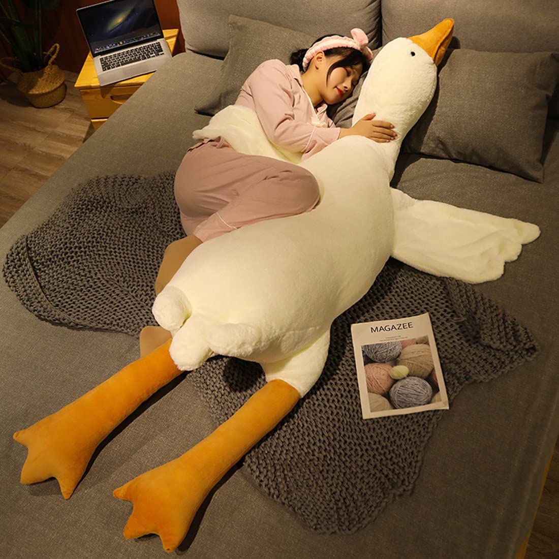 FANGYU decor-friendly plush suitable for bedroom, living room, or office
