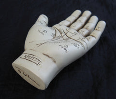 Fantasy Gifts resin palm-reading desk decor suitable for study or altar