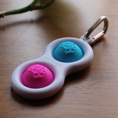 Fat Brain Toys Simpl Dimpl silent operation supports discreet use at work.