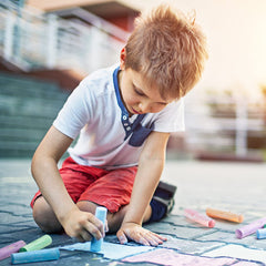 Feela chalk suited for ages 3 and up, promoting safe creative play.