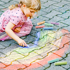 Feela outdoor chalk set ideal for sidewalks, driveways, and playground walls.