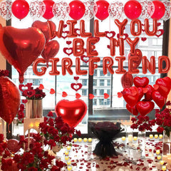 Fezava 6.5ft heart banner creates a bold photo backdrop.