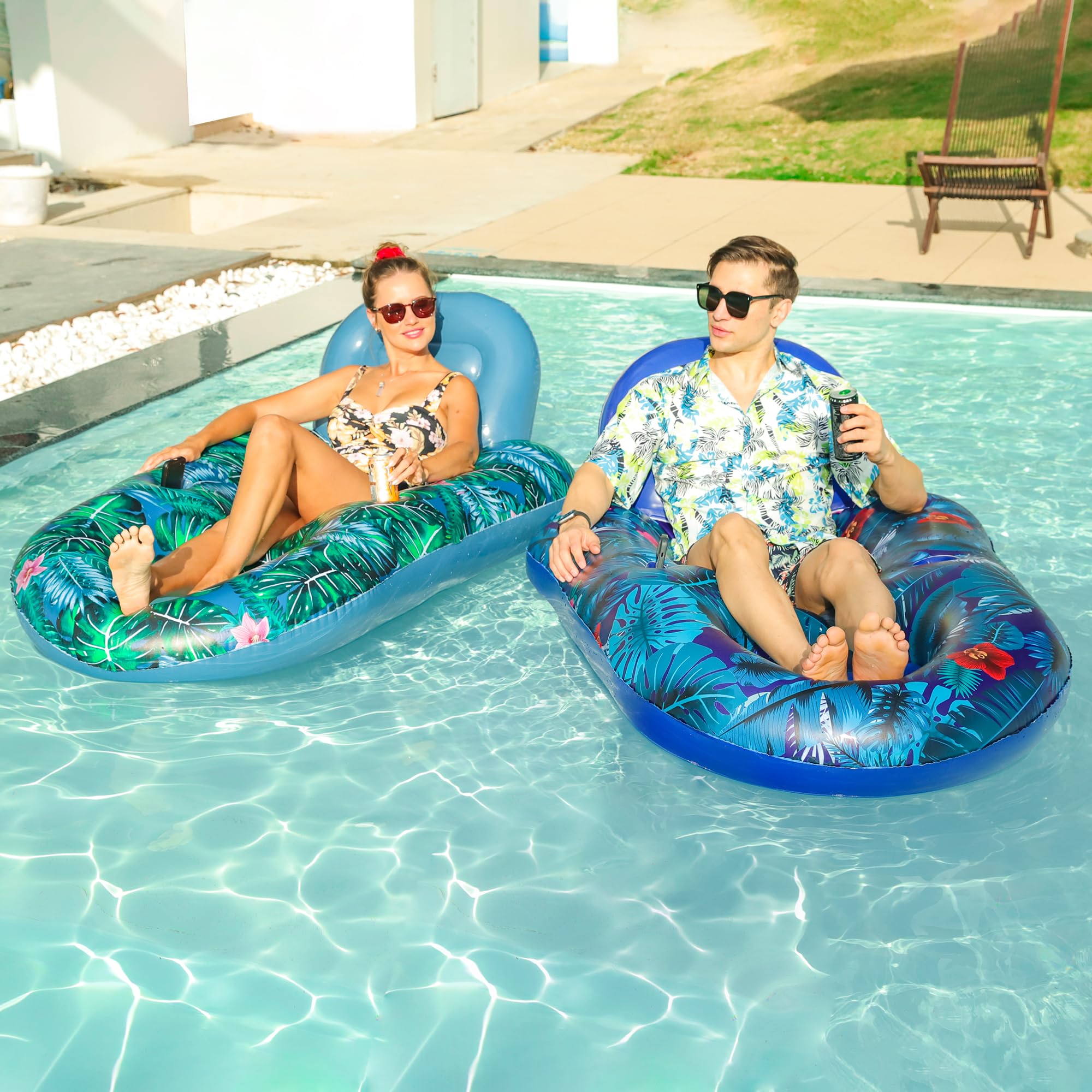 FindUWill blue-green design adds stylish vibe to pool days