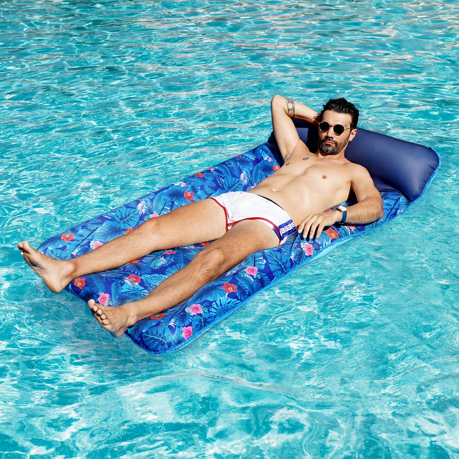 FindUWill travel-friendly foldable float folds compactly for easy vacation packing