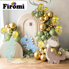 Firomi gold ribbons, 33 feet each, for finishing touches and garlands.