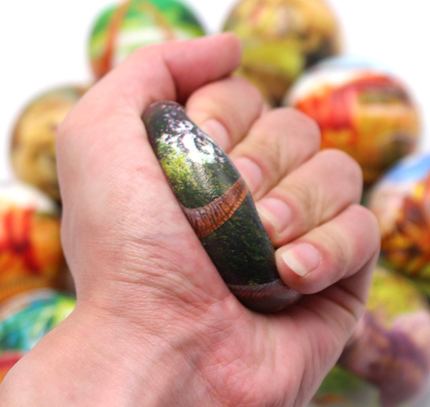 FIVOENDAR cute dino stress ball supports quick anxiety management and sensory breaks.