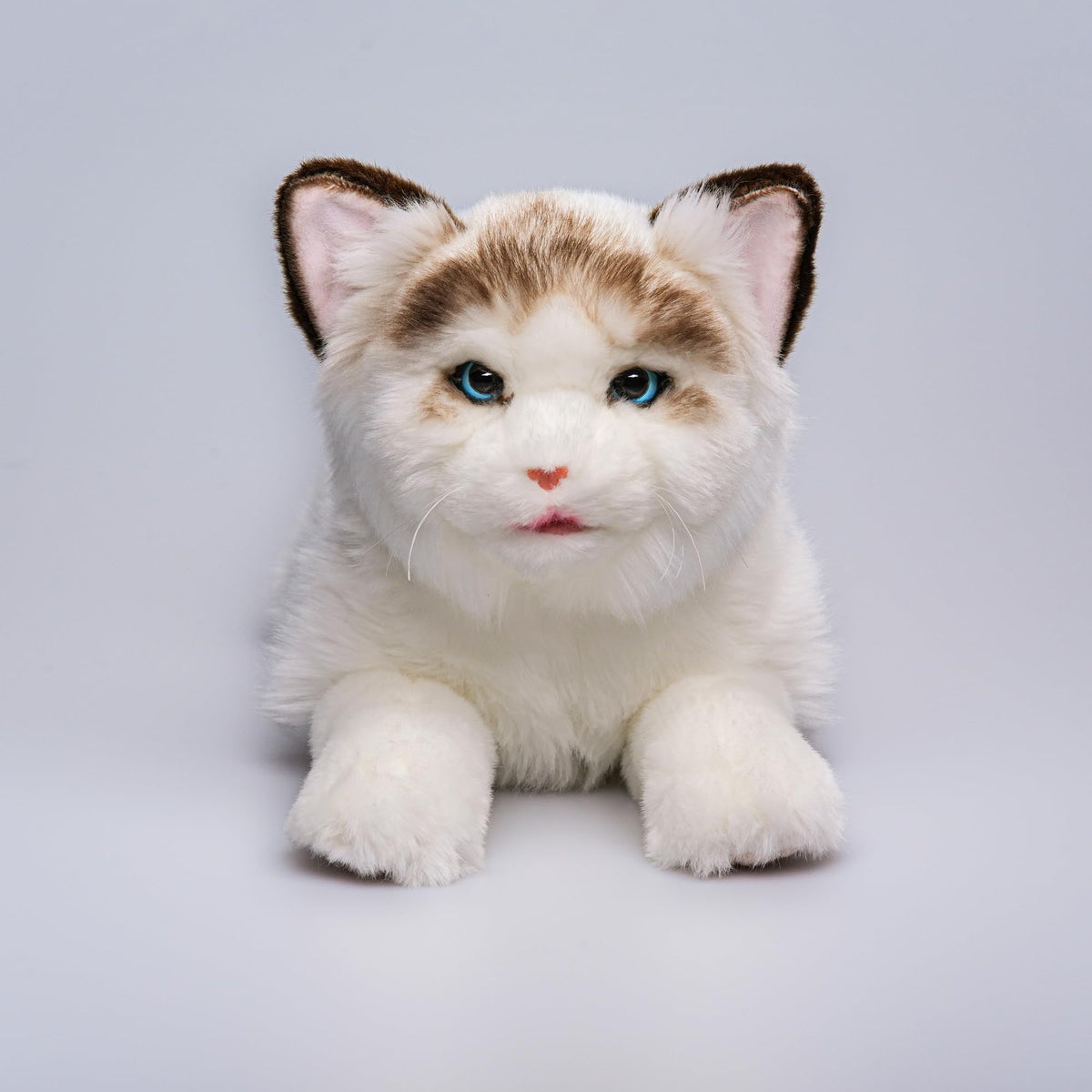 FLUFFYFUN Blinks Meows Purrs cat responds to touch with head blink and genuine meow