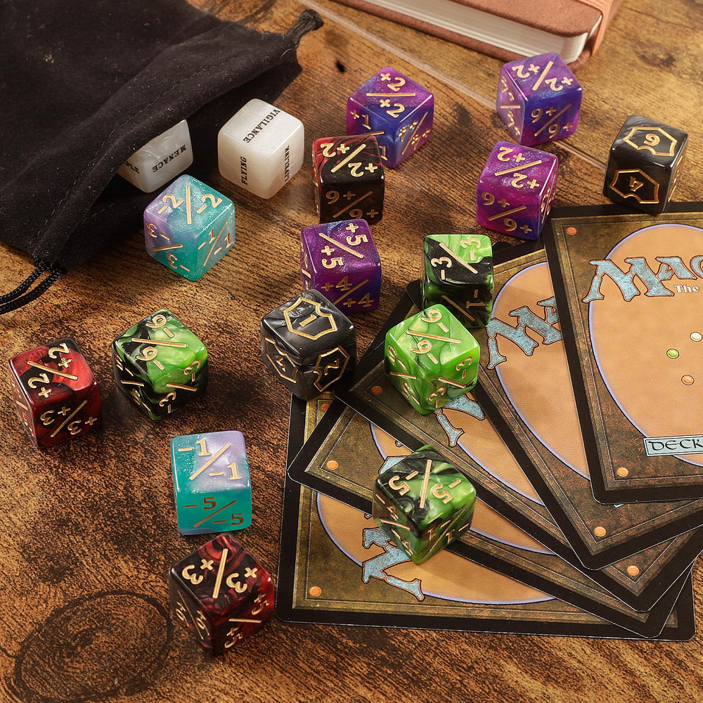 Flvdierd MTG keyword dice with lifelink and flying for buffs.