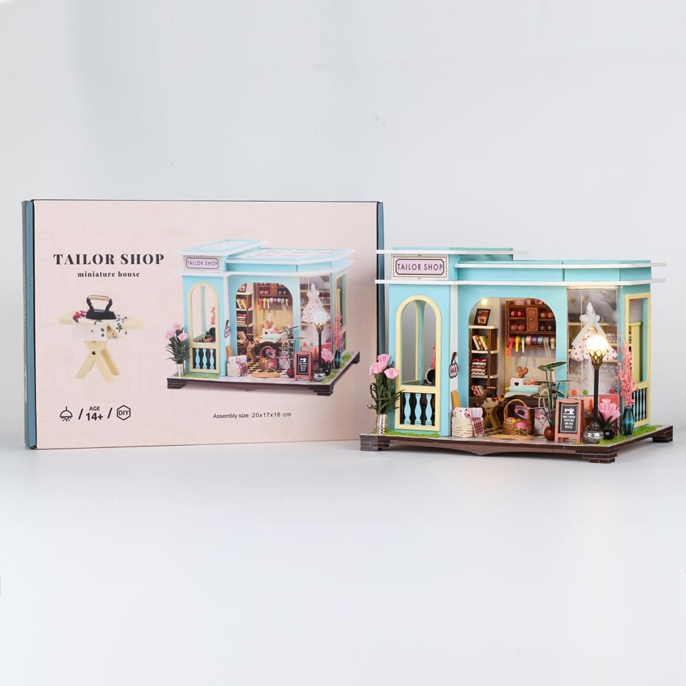 FLYNOVA Diorama display ready as a compact home decor piece.