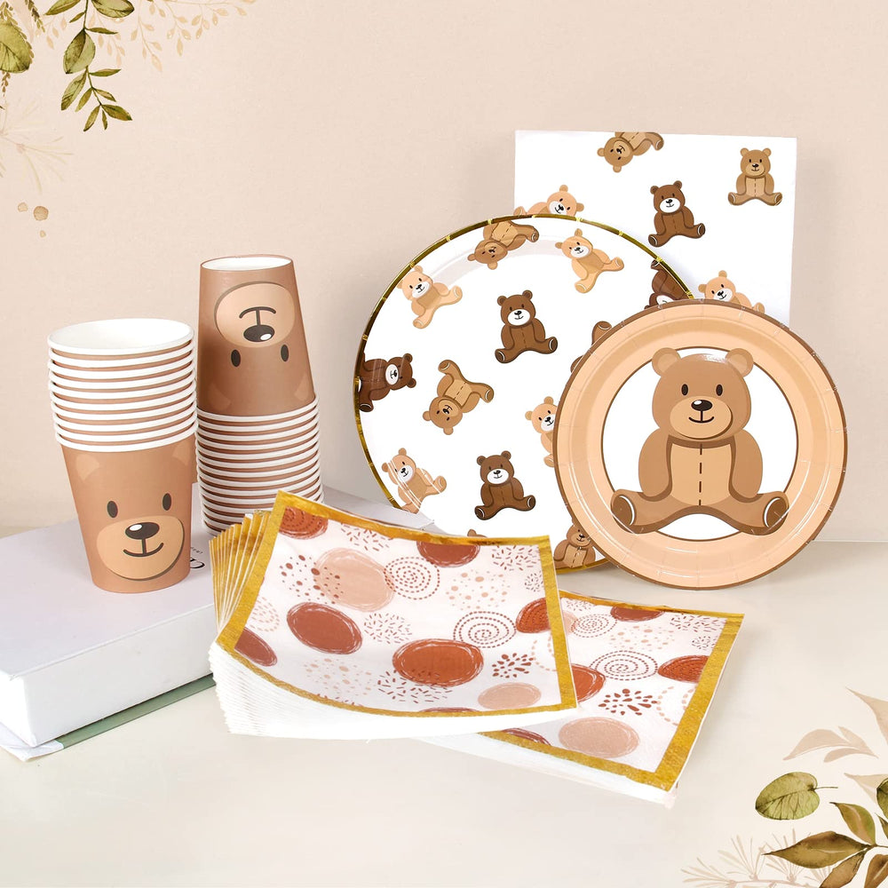 Frigg 9-inch dinner plates with gold border featuring teddy bear design