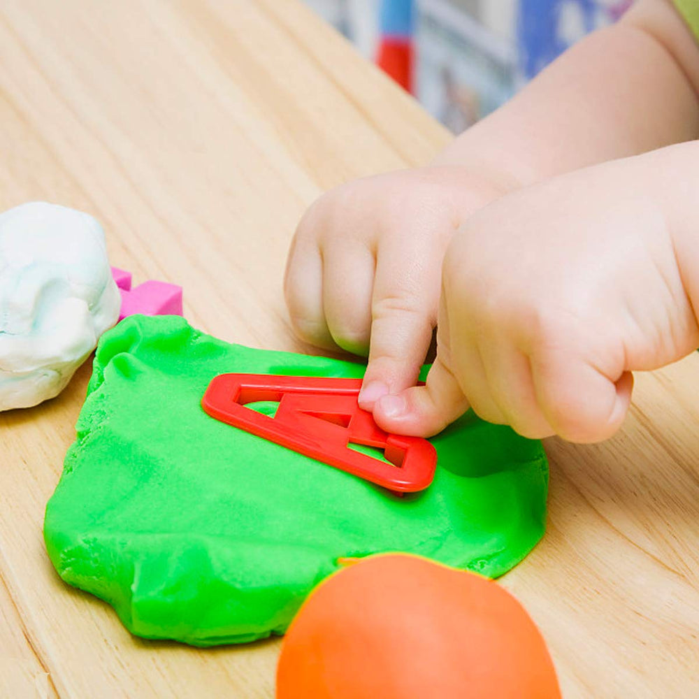 FRIMOONY 61-piece set offers versatile dough play options