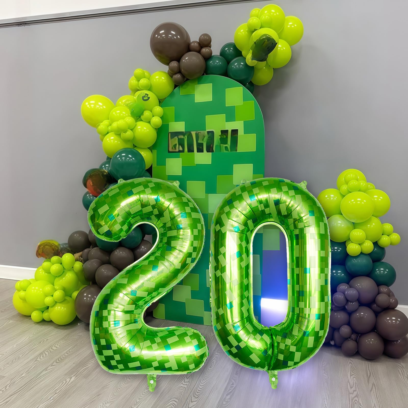 Froova eco-friendly party decor supports easy setup and reuse.