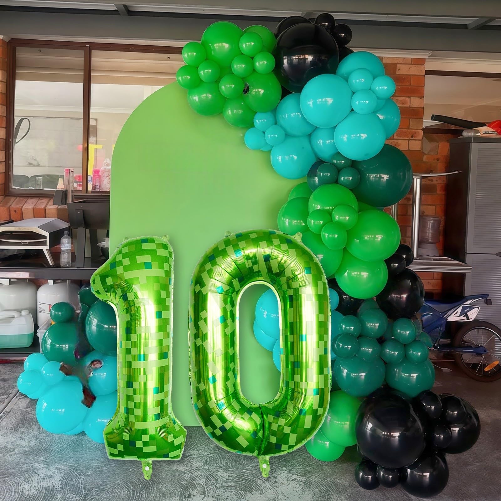 Froova foil number 0 balloon, durable and reusable for parties.