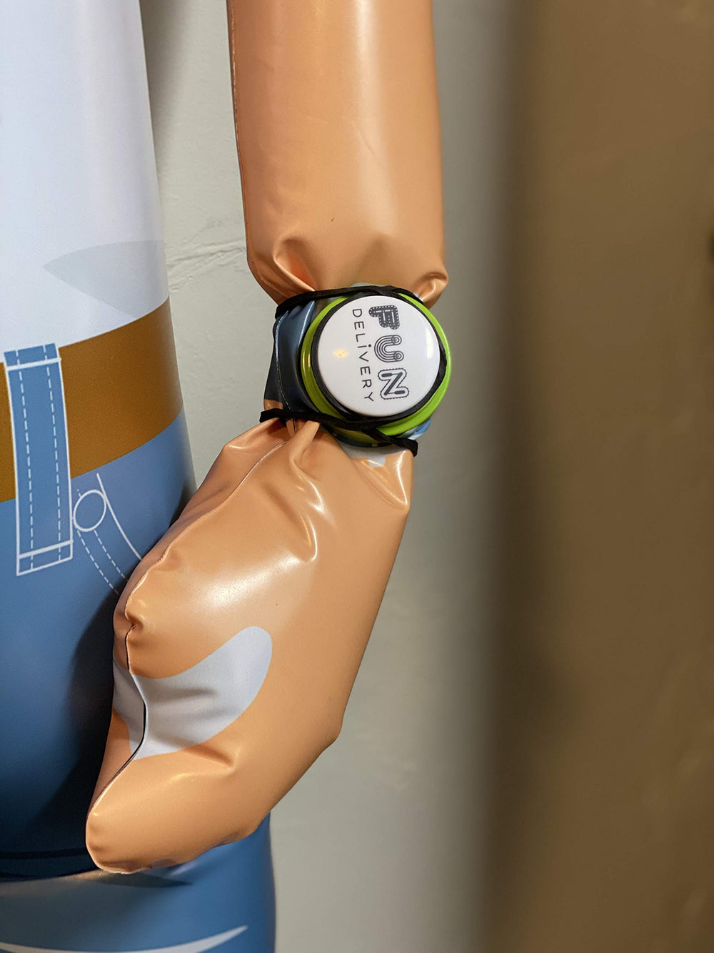 Life-size Man Akin inflatable is portable and easy to store after use.
