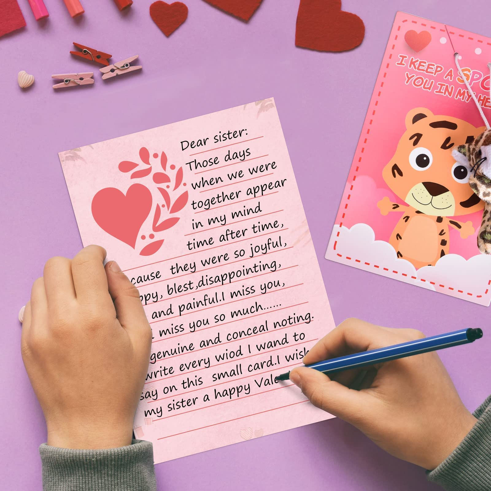 FUN LITTLE TOYS lion plush with card creates bold classroom moments.