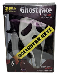 Fun World unboxing-ghost-face scene captures anticipation of the reveal.