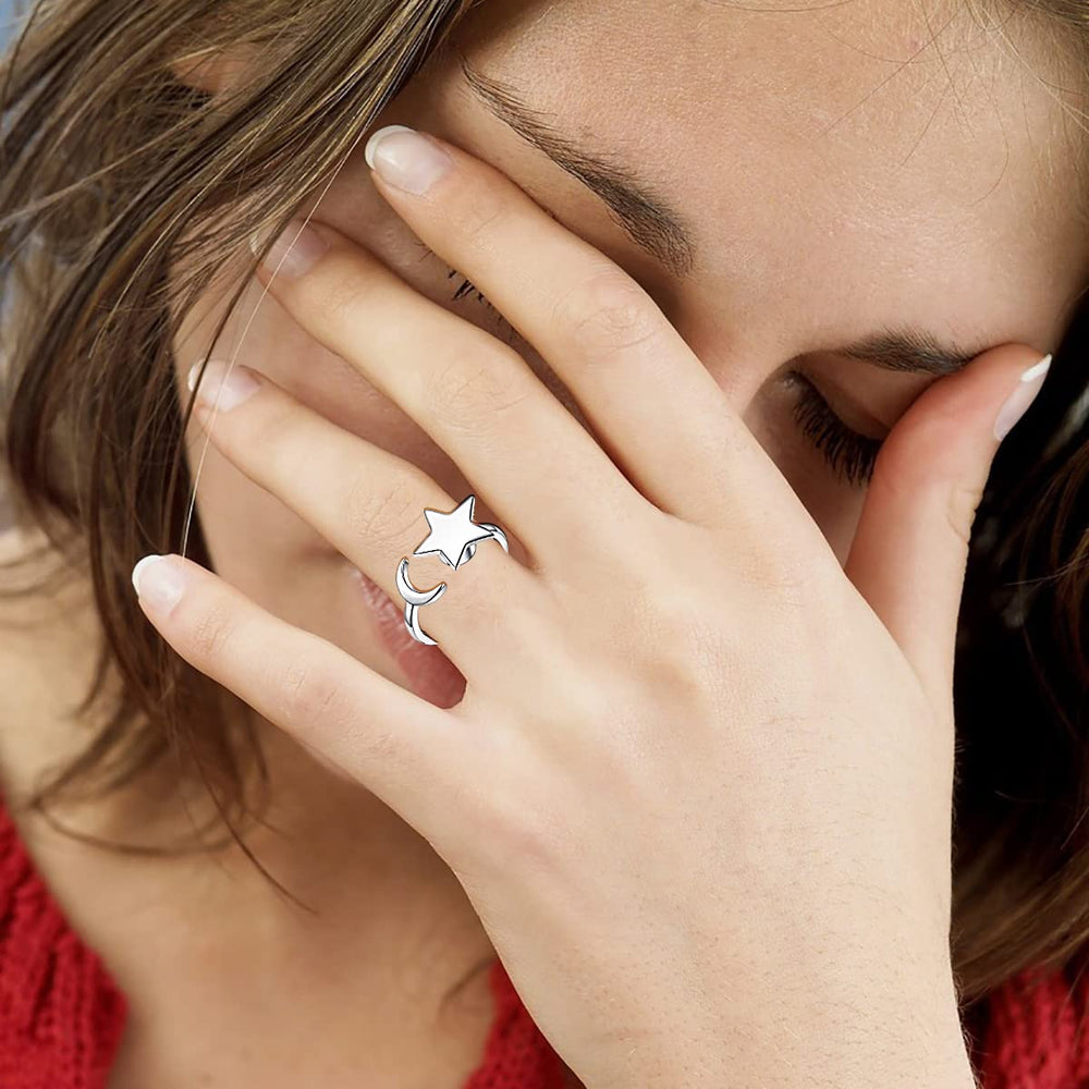 FUNEIA fidget ring sunflower design combines style with tactile spin.