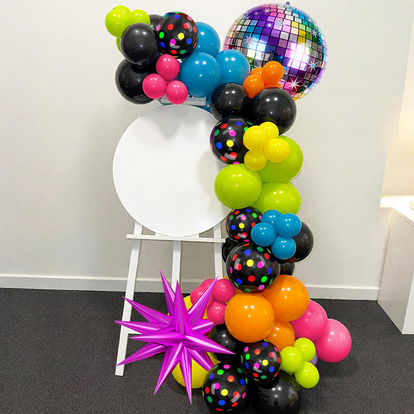 FunHot yellow balloons create sunny, outdoor party accents.