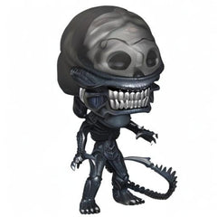 Funko Pop! Movies Xenomorph window box, ideal for on-shelf display or gifting.