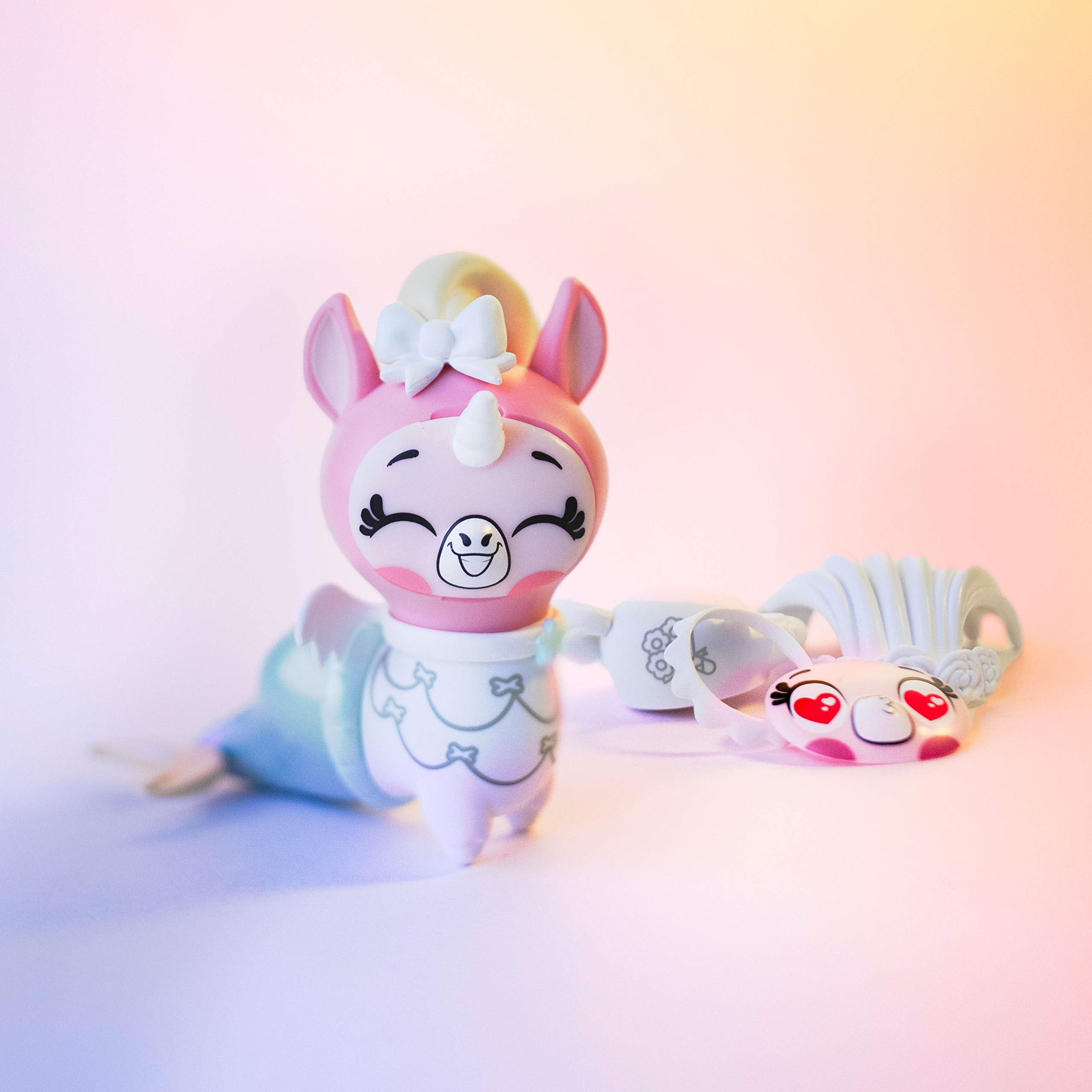 Funko Snapsies body piece as a sturdy base for endless character combos