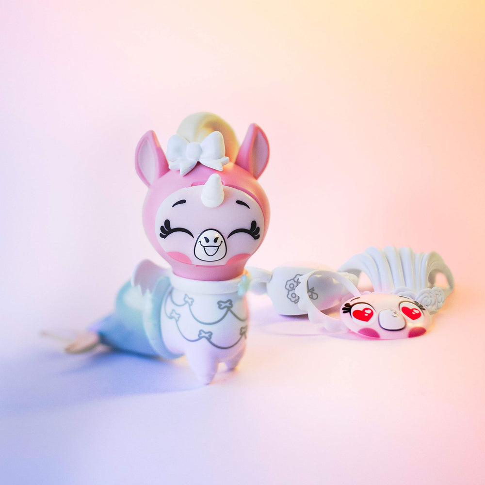 Funko Snapsies body piece as a sturdy base for endless character combos