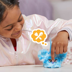 Furby Furblets Sno-Way keychain clip enables on-the-go fun and easy carrying.