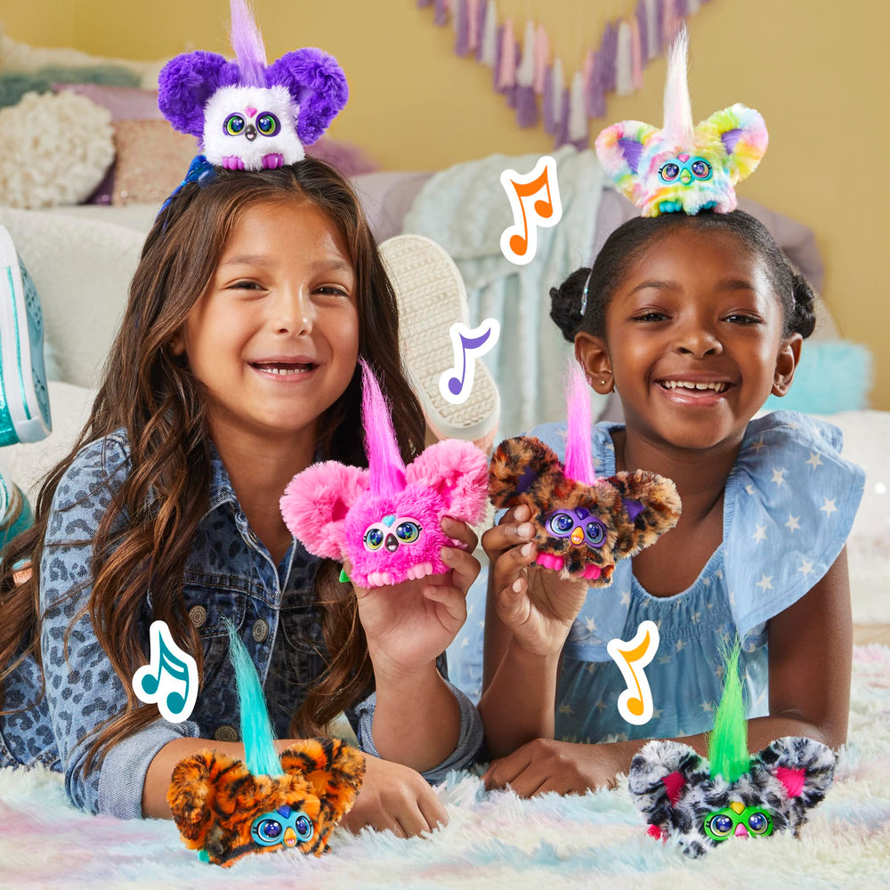 Furby Furblets Ty-Bee harmonizes with other Furblets for group tunes