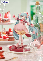Detail view of glossy strawberry chocolate finish on Furyu Miku figure