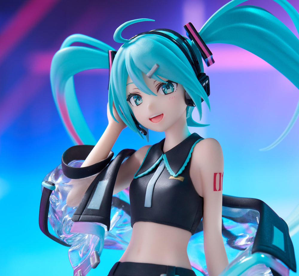 FURYU Hatsune Miku Neon Cyber color palette highlights vibrant aesthetics.