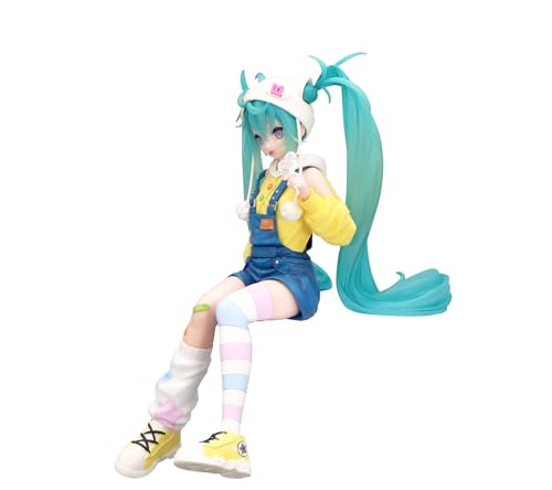 FuRyu Hatsune Miku Noodle Stopper Figure side view ideal for collectors' shelves