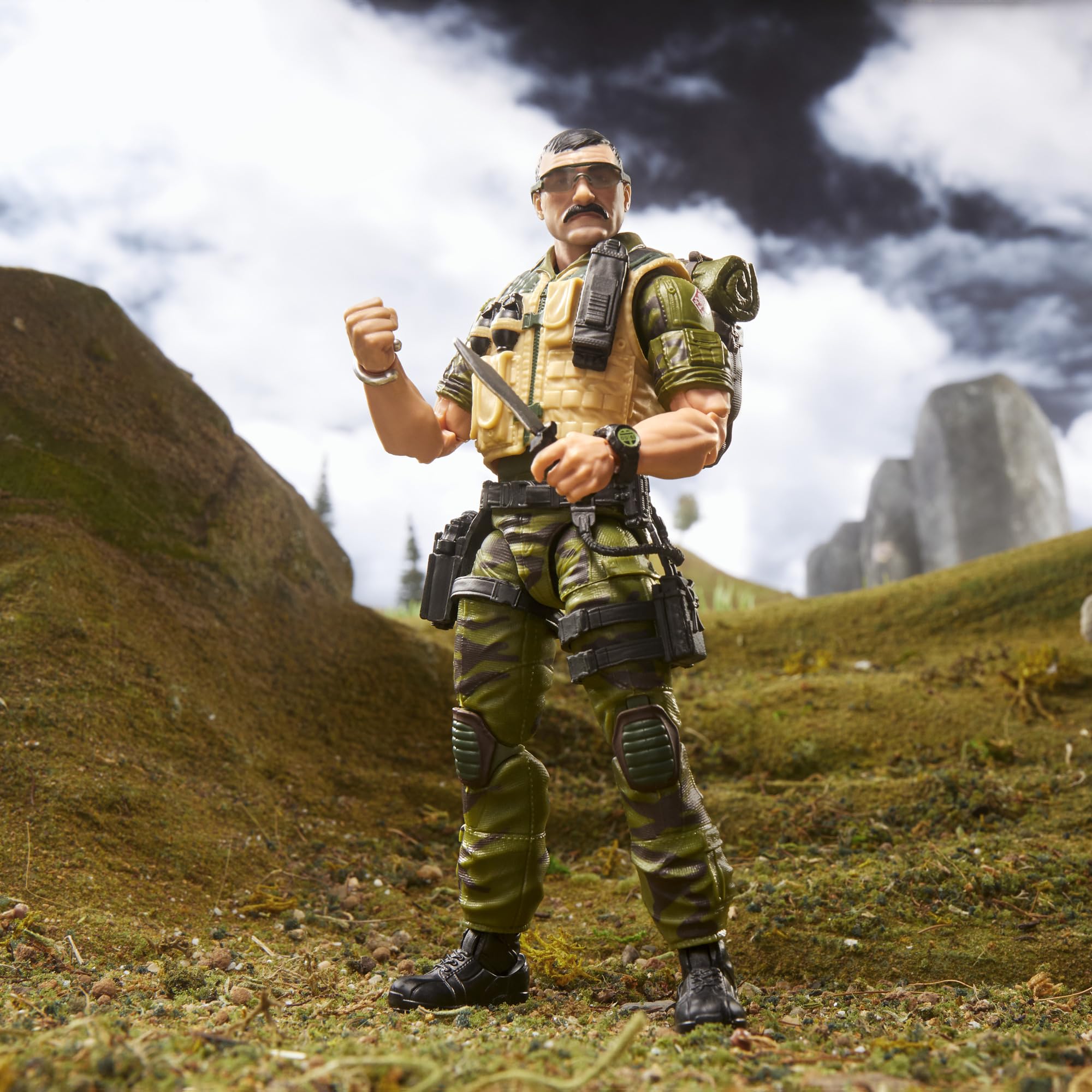 Leatherneck alternate fists for varied poses and expressions