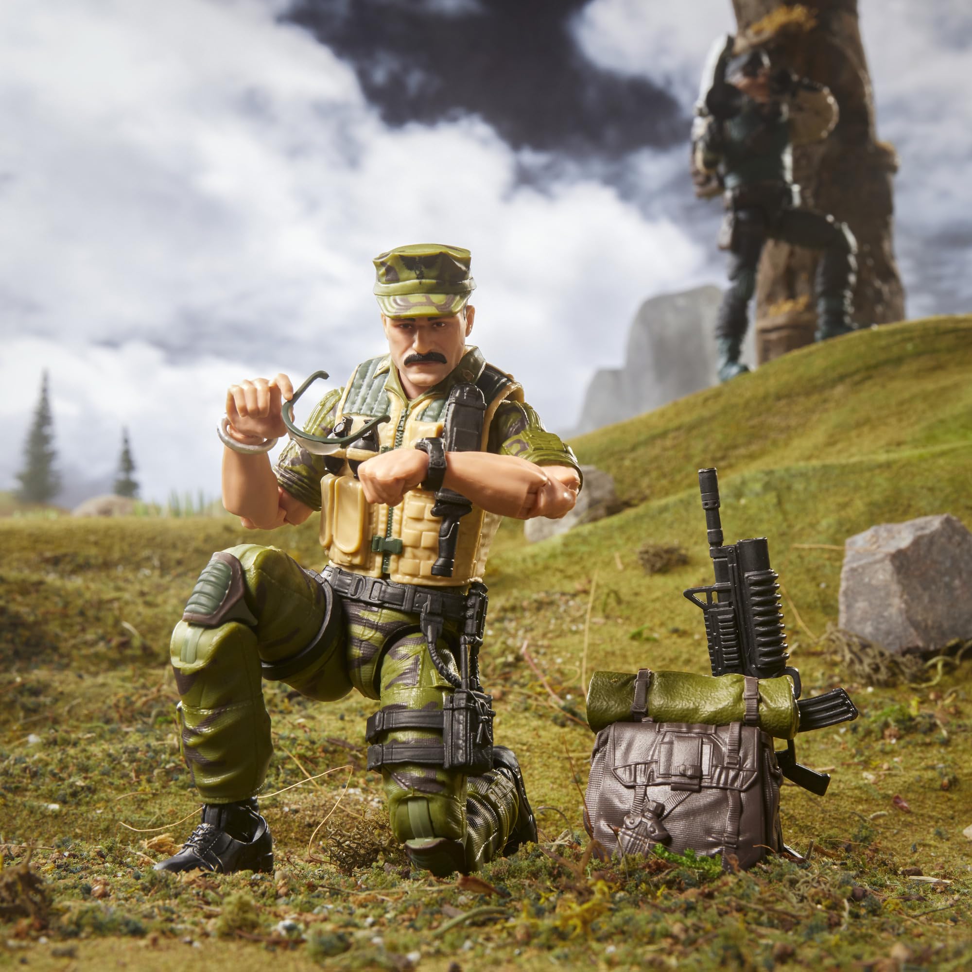 Leatherneck knife attachment as part of the weapon loadout