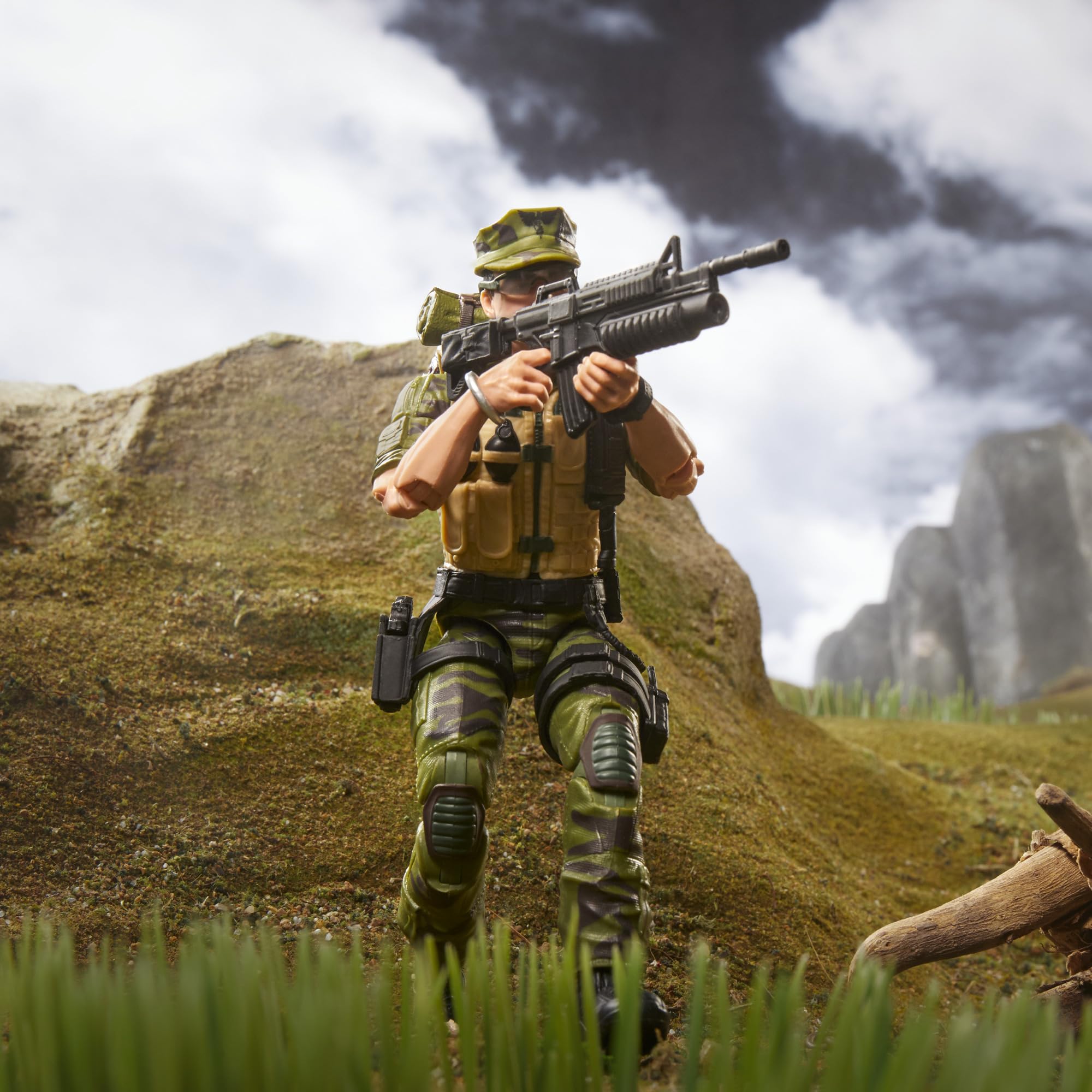 Leatherneck weapon loadout ready for action dioramas