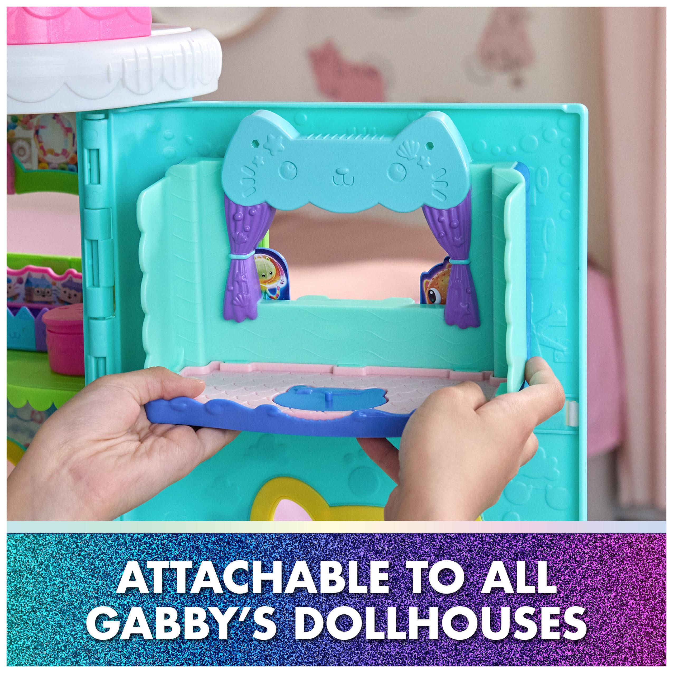 Gabby’s Dollhouse jelly fish lamp adds color and whimsy
