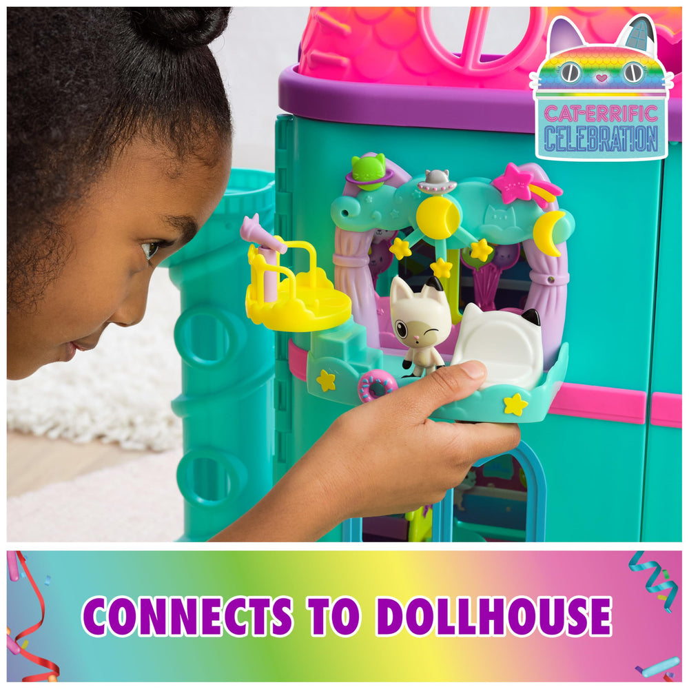Gabby's Dollhouse Pandy Paws Dollhouse Delivery unboxing reveals exciting donut charm