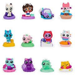Gabby's Dollhouse accessory base ready to mix with figures for new adventures.