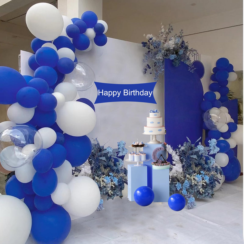 GaesQae 12-inch balloons help create focal points in festive garlands