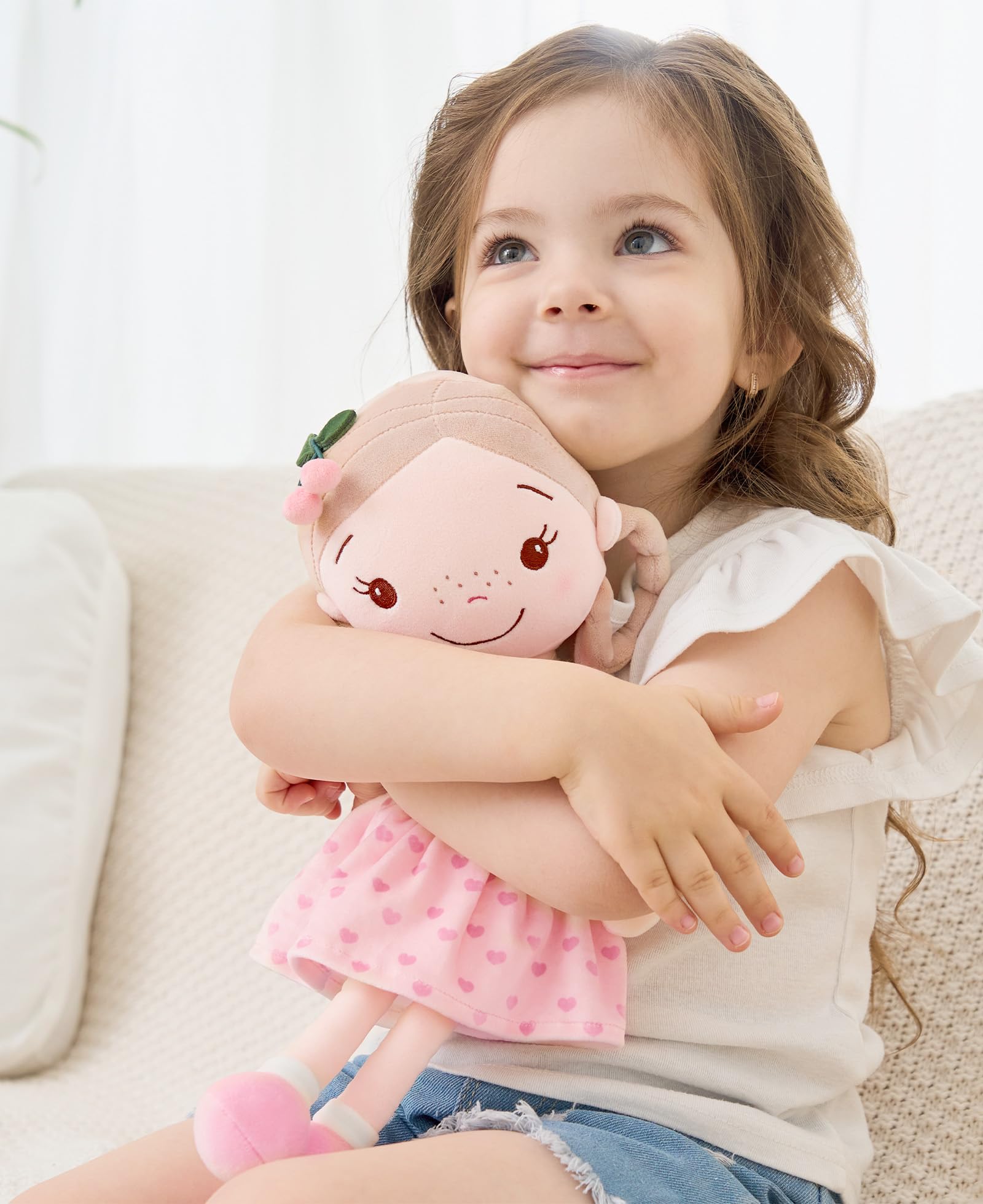 GAGAKU reinforced stitching doll ensures durable, safe snuggles for toddlers.