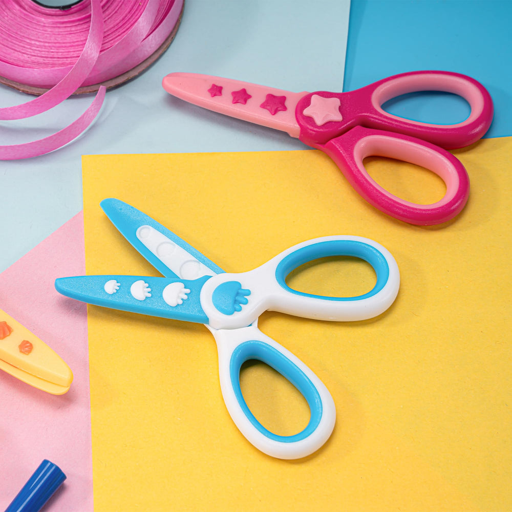 GAIFONGRE color-pack safety scissors help kids stay engaged during arts and scrapbooking.