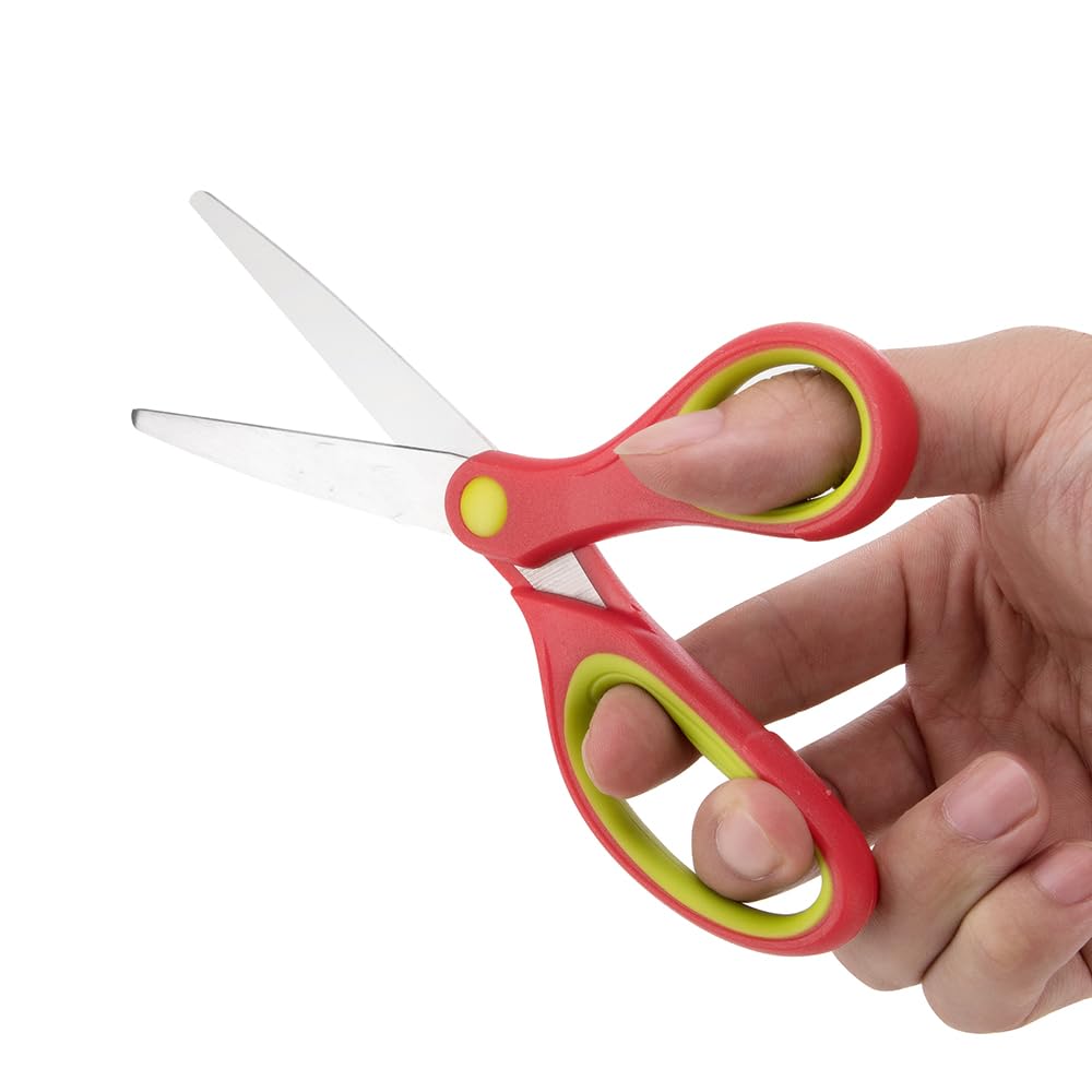 Galadim soft-touch handles improve comfort during long crafting sessions.