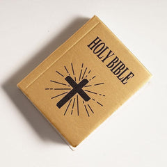 Galepromot dollhouse library accessory with flip pages for interactive scenes.