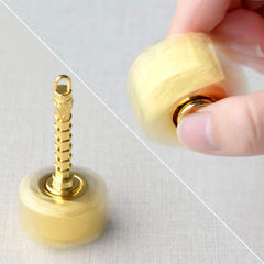 Gamtec golden metal spinner offers durable build and satisfying spins.
