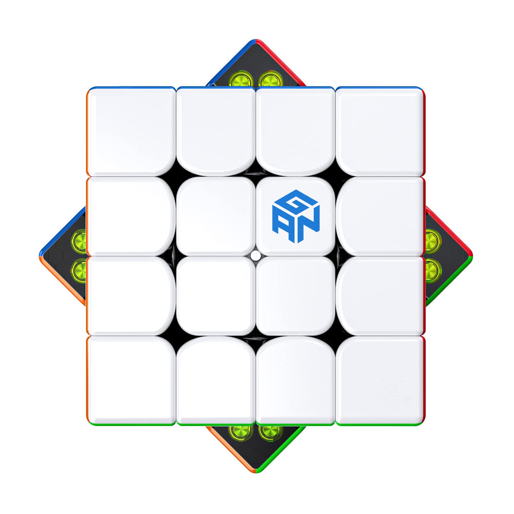 GAN 460M 40°/25° corner-cutting allows versatile moves.