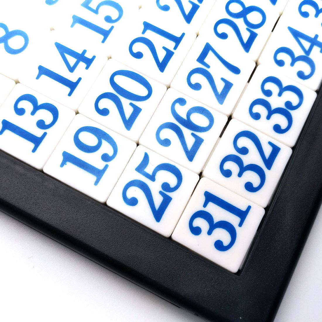 GARASANI compact puzzle travel-ready for on-the-go entertainment